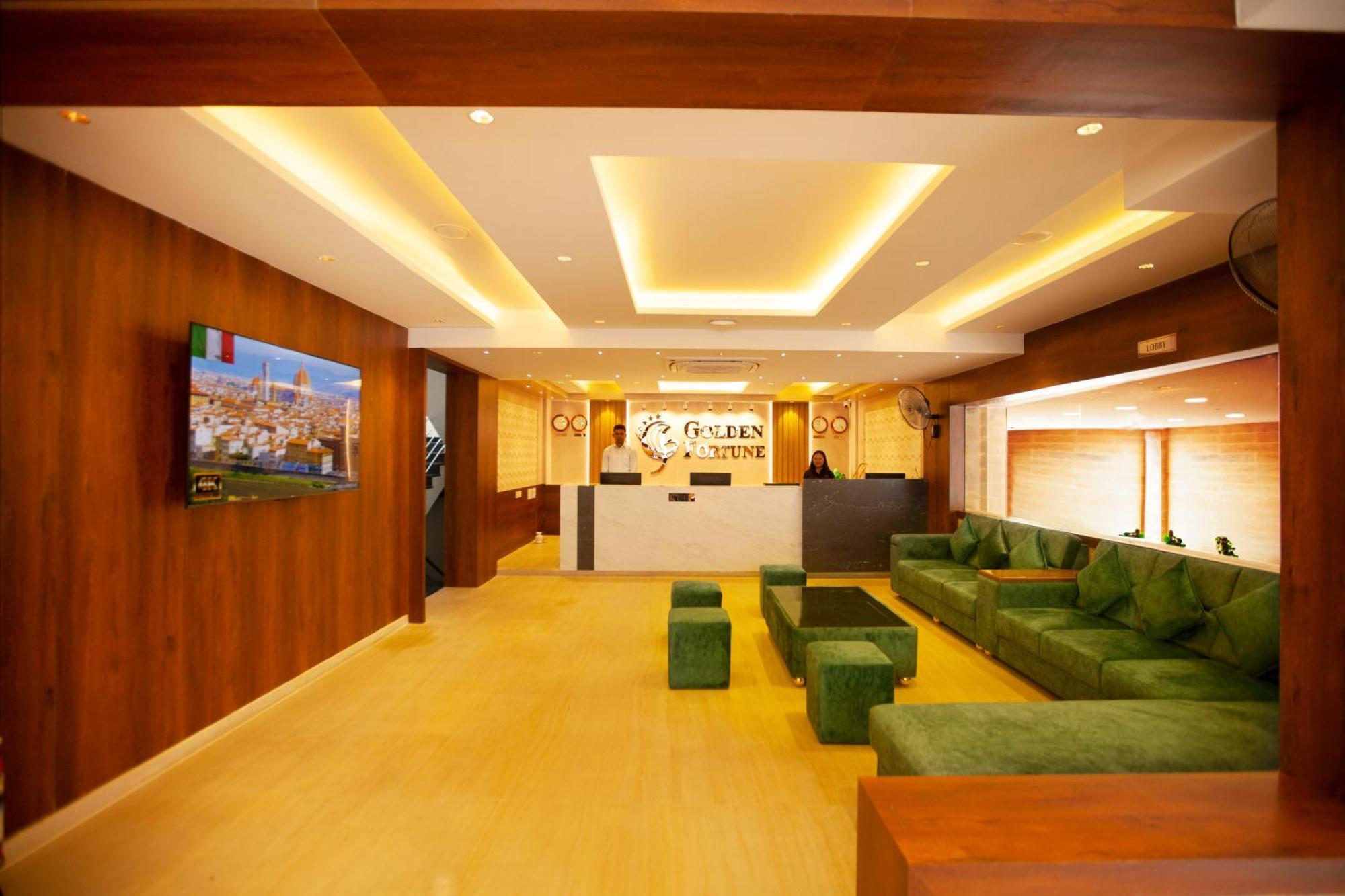 Golden Fortune Inn Hotel บังกาลอร์ ภายนอก รูปภาพ
